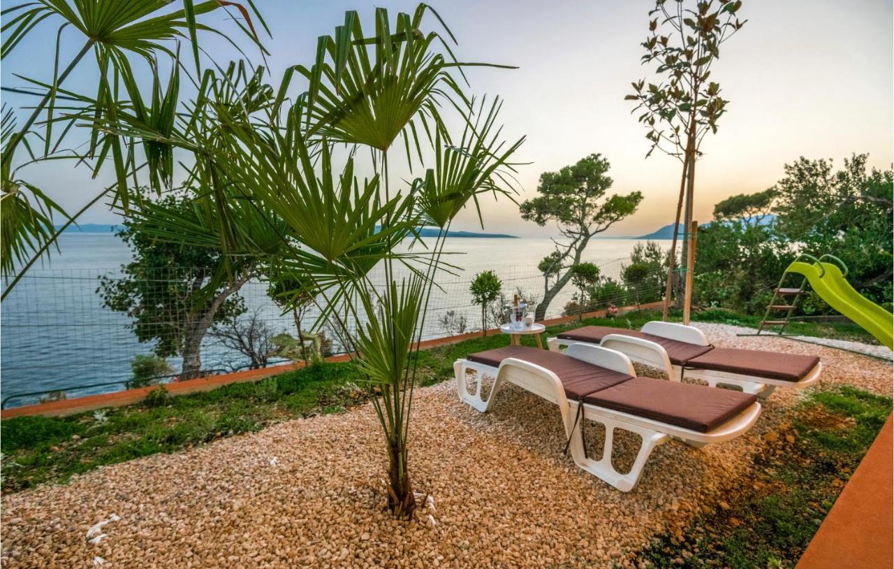 Holiday Home Villetta Belveder Baška Voda Kültér fotó