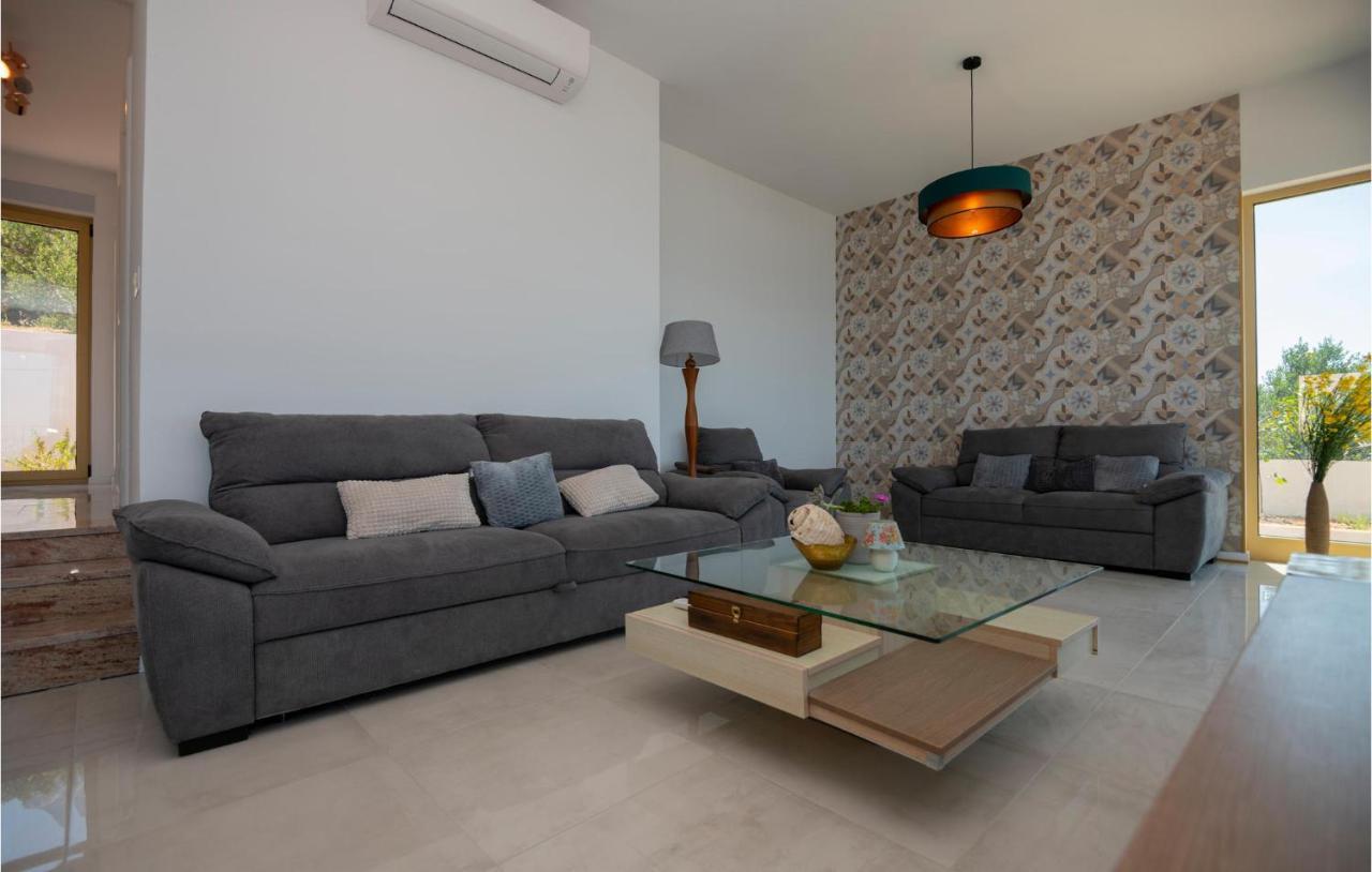 Holiday Home Villetta Belveder Baška Voda Kültér fotó