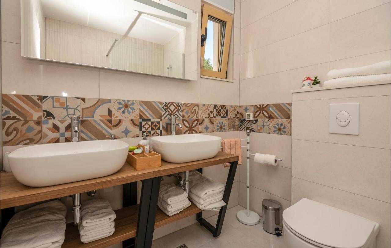 Holiday Home Villetta Belveder Baška Voda Kültér fotó